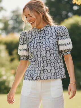 Hyacinth House Gigi Blouse XXS NWT Navy Floral Puff Sleeve Lace Mock Neck